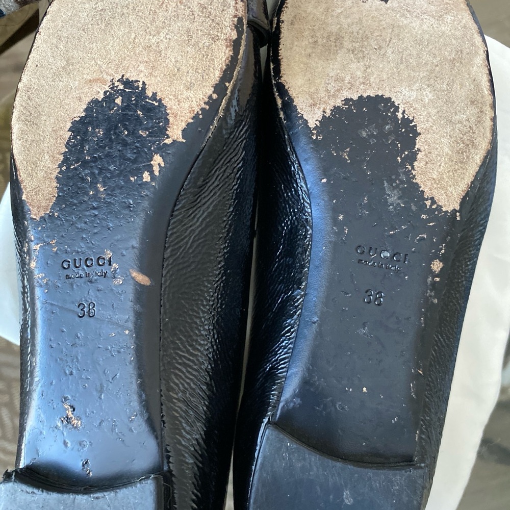 Gucci Black Leather Flats with Silver Buckle - Picture 6 of 6